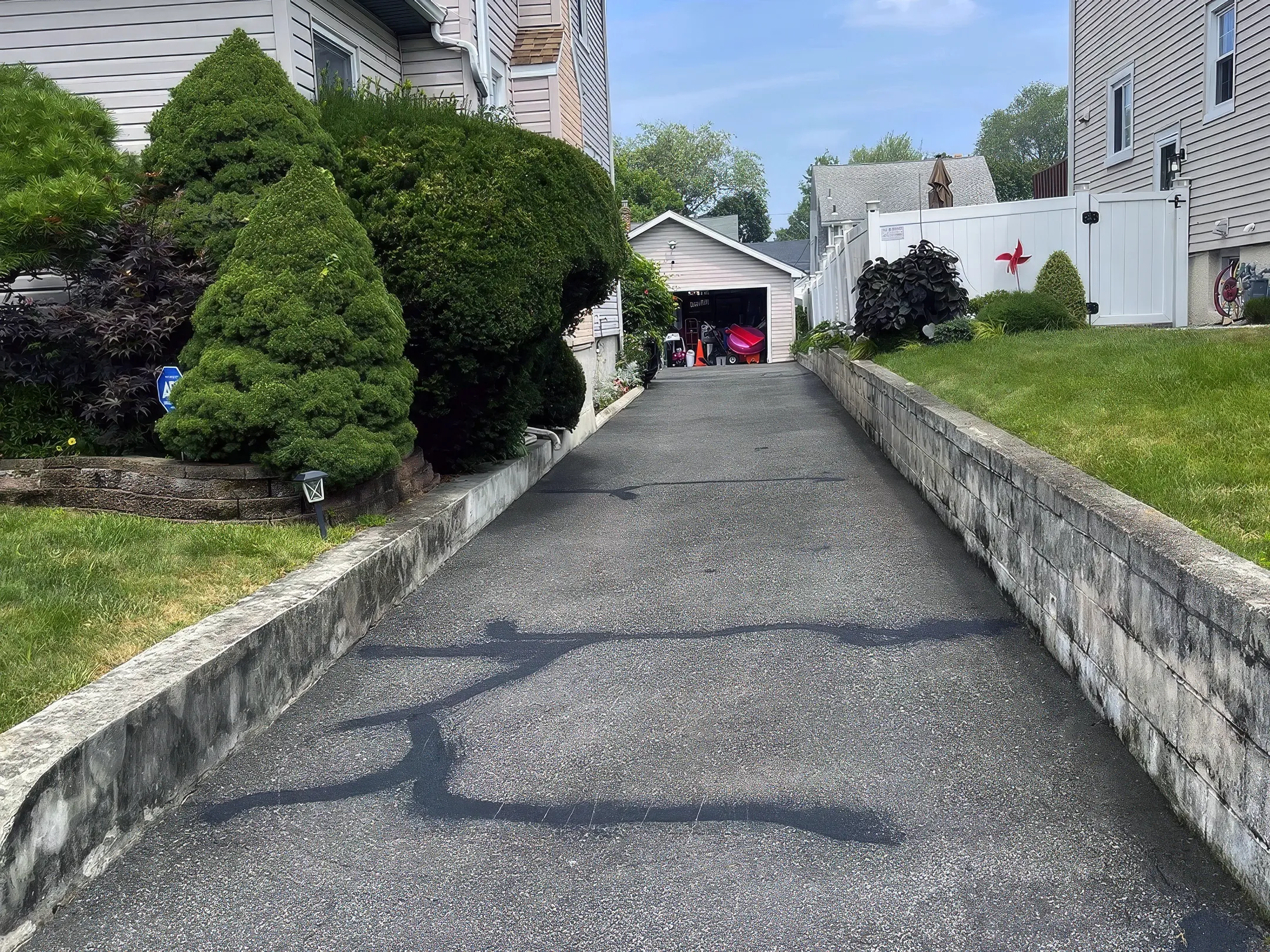 Crack Filling Service by MAC Paving and Sealcoating – Asphalt Repair and Pavement Maintenance in New Jersey.